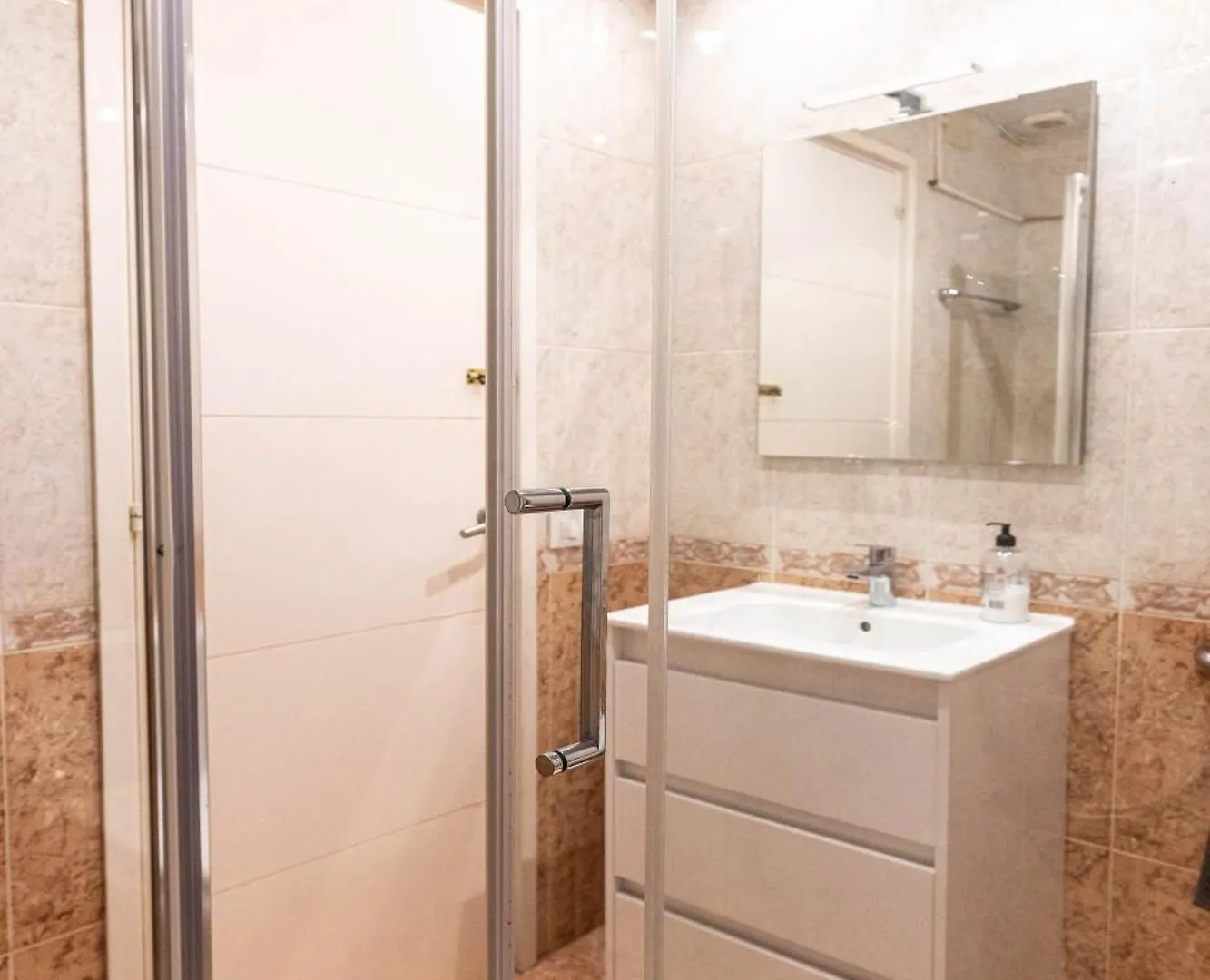 Bonito Apartamento Camp Nou Barcelona 0*,